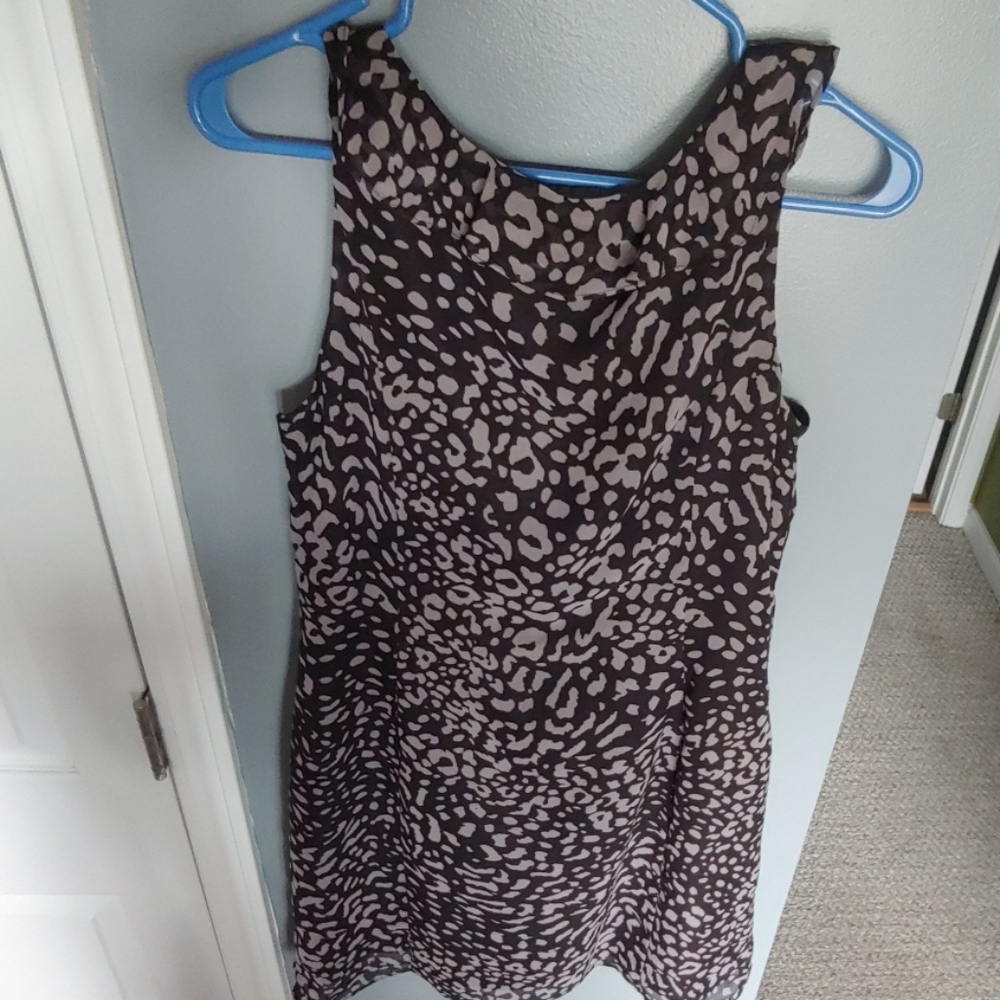 Women's Ruffle Front Animal Print Dress - Picture 4 of 6